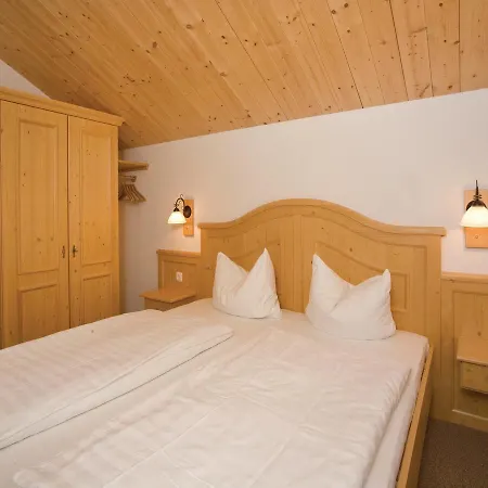 Three-bedroom Holiday In